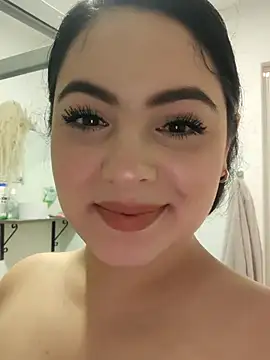 Snapshot of Lia_Hurley chatting on September 16, 2:07 pm Lia Hurley online show from September 16, 2:07 pm