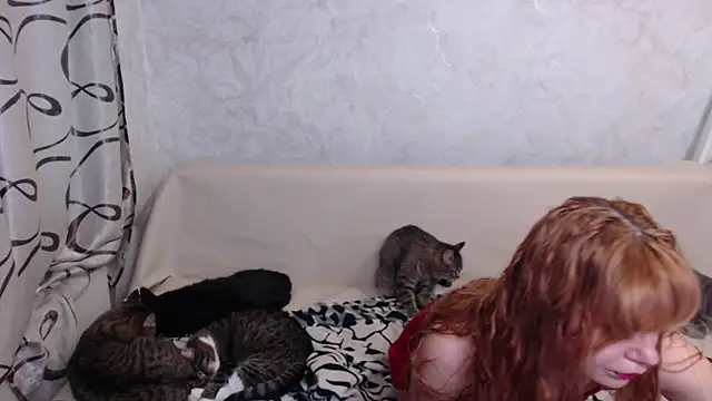 Snapshot of Olivia_Winston chatting on October 22, 1:06 am Olivia Winston online show from October 22, 1:06 am