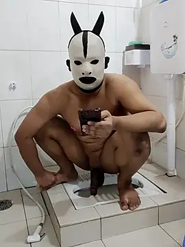 Snapshot of zentaishow chatting on November 25, 6:13 am zentaishow online show from November 25, 6:13 am