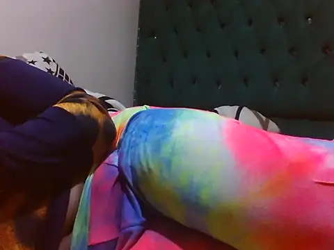 Snapshot of Sexy_Riri chatting on June 11, 6:00 am Sexy Riri online show from June 11, 6:00 am