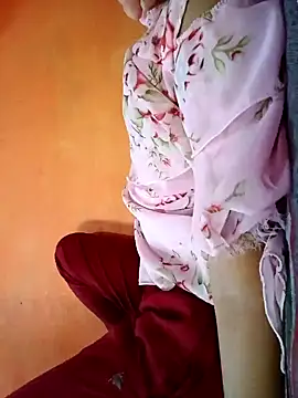 Snapshot of Mangla_Bhabhi chatting on September 22, 8:16 am Mangla Bhabhi online show from September 22, 8:16 am