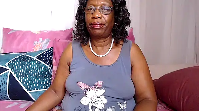 Snapshot of Freakyassnwildx chatting on February 6, 9:53 am Freakyassnwildx online show from February 6, 9:53 am