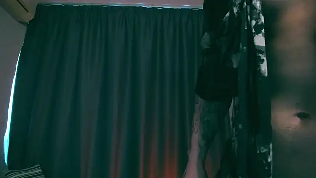 Samuel Andrew online show from February 3, 1:41 am