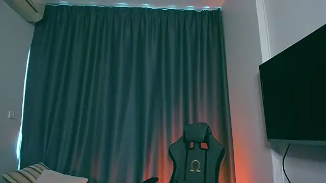 Samuel Andrew online show from March 19, 7:18 am