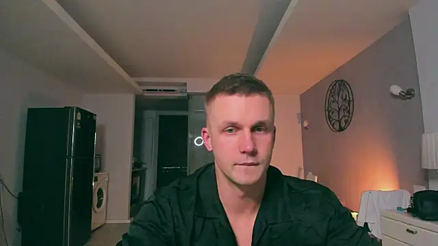 Samuel Andrew online show from September 13, 9:31 am