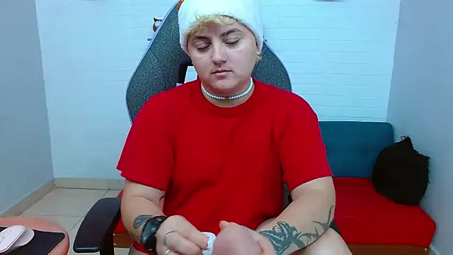 isabeautyx19 online show from December 29, 1:17 pm