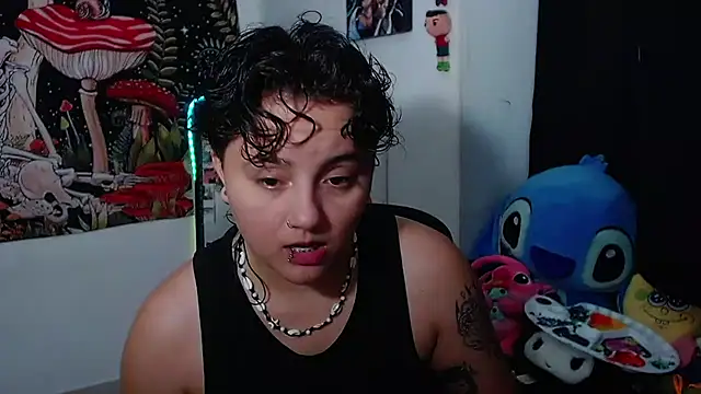 Snapshot of isabeautyx19 chatting on July 13, 1:30 am isabeautyx19 online show from July 13, 1:30 am