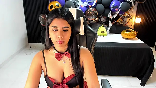 Ivy 16 online show from October 29, 12:07 pm