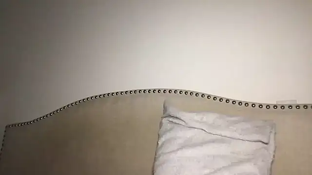 xoxcatt online show from November 8, 4:45 am