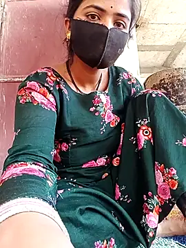 Mamta Chaterjee online show from April 28, 1:48 am