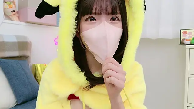 -minami- online show from January 9, 12:30 pm