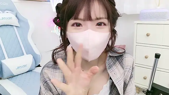 -minami- online show from March 22, 12:04 pm