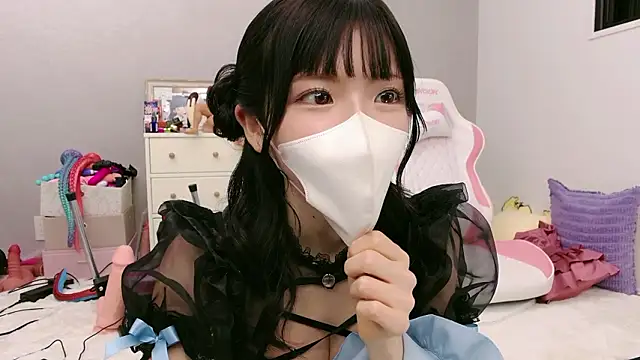 Snapshot of -minami- chatting on June 25, 12:31 pm -minami- online show from June 25, 12:31 pm