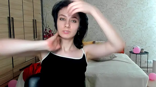 JulisSweet online show from March 10, 1:54 pm