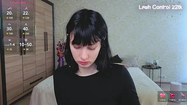 JulisSweet online show from May 2, 6:07 am