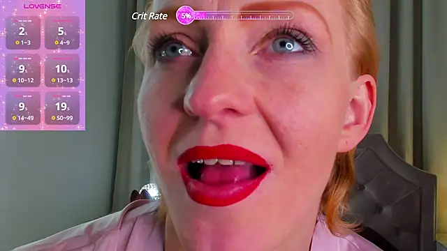 Snapshot of SquirtyAlisa chatting on December 30, 6:05 pm SquirtyAlisa online show from December 30, 6:05 pm