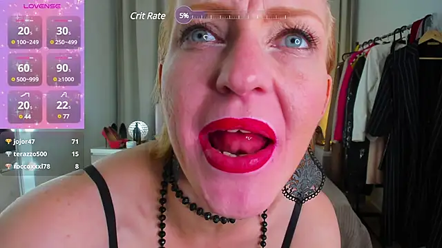 Snapshot of SquirtyAlisa chatting on January 18, 1:30 am SquirtyAlisa online show from January 18, 1:30 am