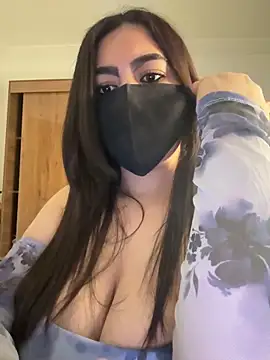 Hot-Sarah-arab online show from March 9, 7:40 pm