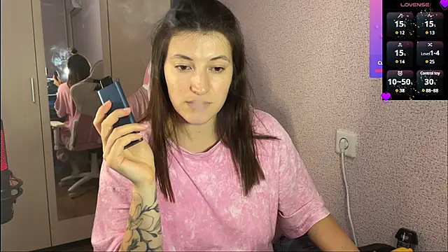 Snapshot of Katrin__kiss chatting on February 5, 6:15 pm Katrin kiss online show from February 5, 6:15 pm