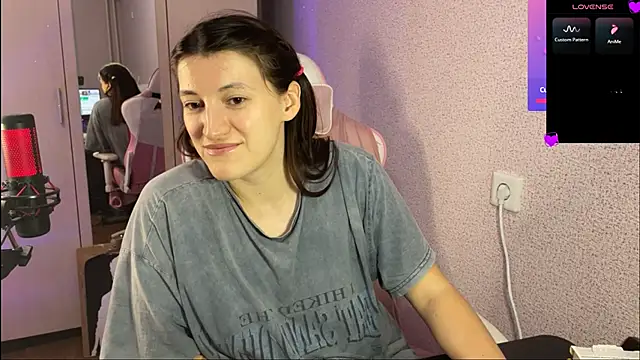 Snapshot of Katrin__kiss chatting on February 7, 8:31 pm Katrin kiss online show from February 7, 8:31 pm