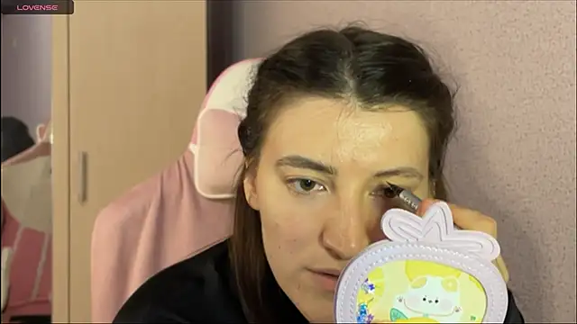 Snapshot of Katrin__kiss chatting on February 13, 3:14 pm Katrin kiss online show from February 13, 3:14 pm