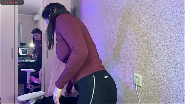 Snapshot of Katrin__kiss chatting on February 13, 10:00 pm Katrin kiss online show from February 13, 10:00 pm