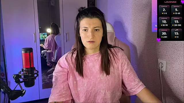 Snapshot of Katrin__kiss chatting on February 27, 5:36 pm Katrin kiss online show from February 27, 5:36 pm