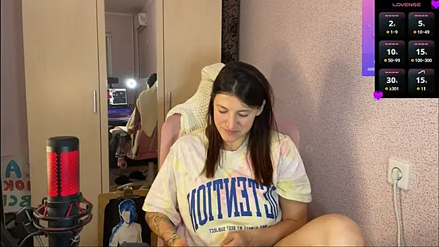 Snapshot of Katrin__kiss chatting on March 2, 6:51 pm Katrin kiss online show from March 2, 6:51 pm