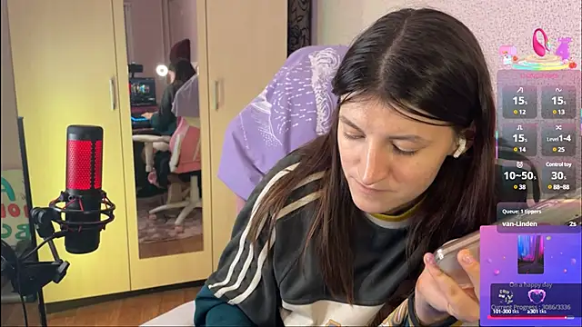 Snapshot of Katrin__kiss chatting on March 17, 9:02 pm Katrin kiss online show from March 17, 9:02 pm