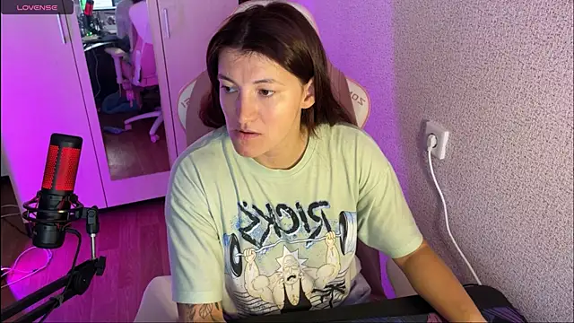 Snapshot of Katrin__kiss chatting on September 15, 12:16 pm Katrin kiss online show from September 15, 12:16 pm