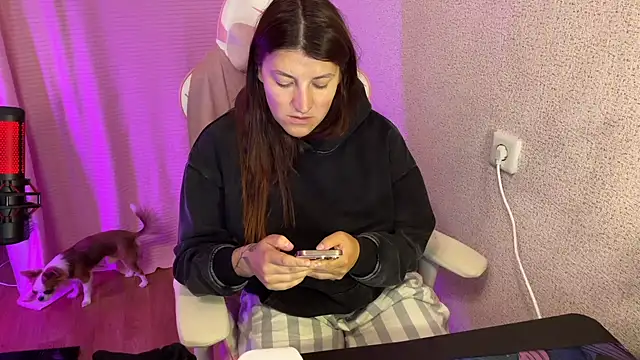 Snapshot of Katrin__kiss chatting on October 13, 3:56 pm Katrin kiss online show from October 13, 3:56 pm