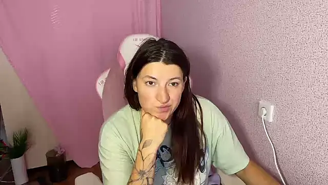 Snapshot of Katrin__kiss chatting on October 24, 10:55 am Katrin kiss online show from October 24, 10:55 am