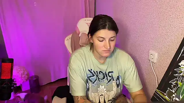 Snapshot of Katrin__kiss chatting on November 12, 3:56 pm Katrin kiss online show from November 12, 3:56 pm