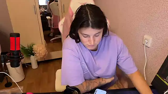 Snapshot of Katrin__kiss chatting on November 18, 4:00 pm Katrin kiss online show from November 18, 4:00 pm