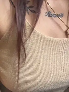 melisabunnny online show from November 5, 12:05 pm