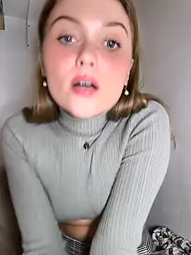 Goldloeckchen159 online show from October 2, 5:31 pm