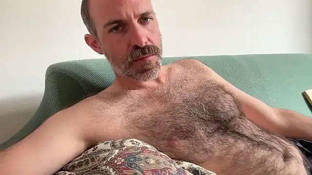 Snapshot of Brianjonest chatting on July 18, 1:04 pm Brianjonest online show from July 18, 1:04 pm