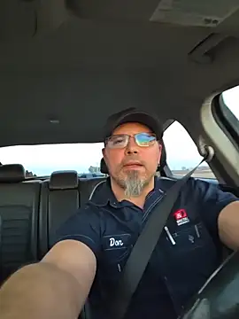 KrazyLegz online show from February 10, 11:20 pm