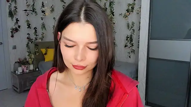 ContinentOfTranquility online show from November 25, 1:05 am