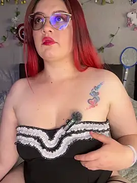Snapshot of NinaGauther chatting on May 25, 2:45 pm NinaGauther online show from May 25, 2:45 pm