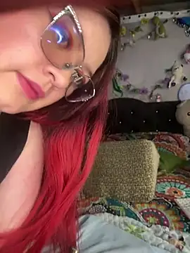 Snapshot of NinaGauther chatting on June 12, 6:18 pm NinaGauther online show from June 12, 6:18 pm