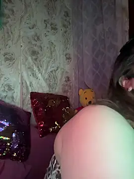 Snapshot of AMBER_SEXY99 chatting on June 21, 2:03 am AMBER SEXY99 online show from June 21, 2:03 am