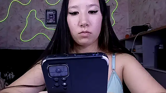 Japabaixinha online show from April 28, 1:37 am