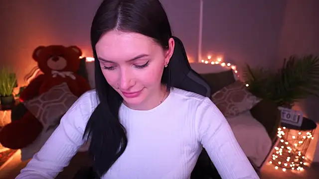 MilaSecrett online show from March 7, 2:36 pm