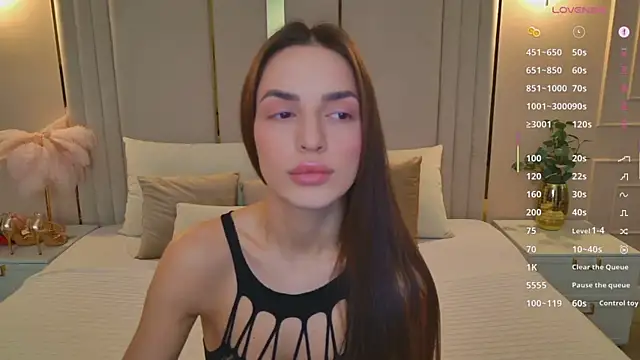 BellaHalles online show from February 5, 5:12 am