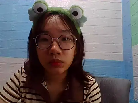 Nanoko online show from February 15, 5:31 pm