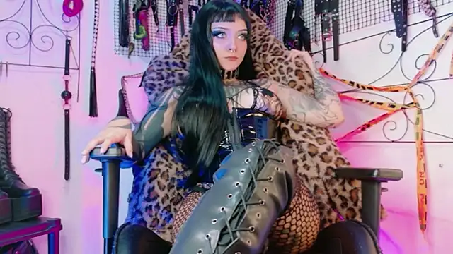 Agatha BDSM online show from April 30, 8:15 pm