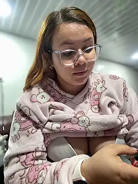 solecito 22 online show from February 26, 3:05 am