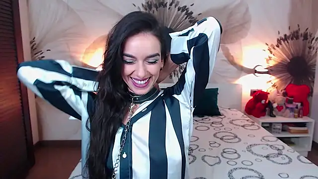 KatherineBisou online show from January 6, 8:56 pm