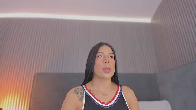 emelie 89 online show from February 17, 12:23 pm